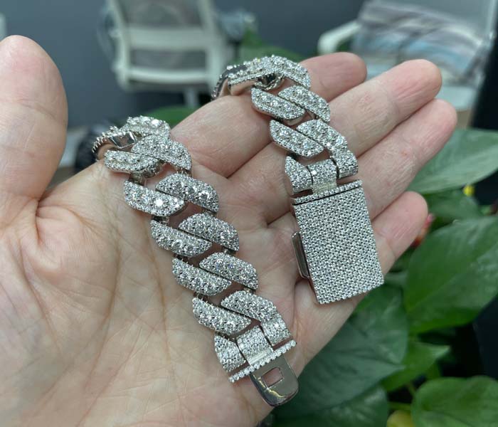 18mm  22 Inch Gold Plated Cuban Link Chain