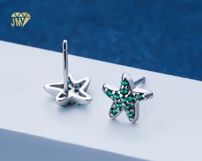 Star Stud Earrings Moissanite green zircon