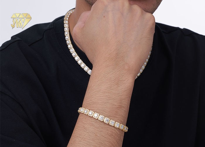 Diamond bracelet lab grown.jpg Diamond bracelet lab grown.jpg